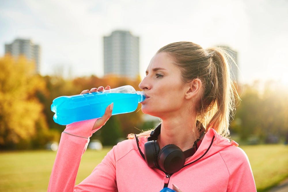 solltest-du-beim-joggen-trinken